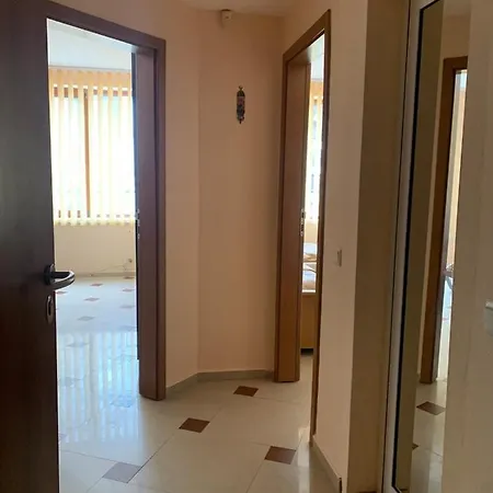 Apartment студио 2 *